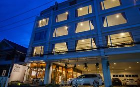 โรงแรมฟาดรากอน